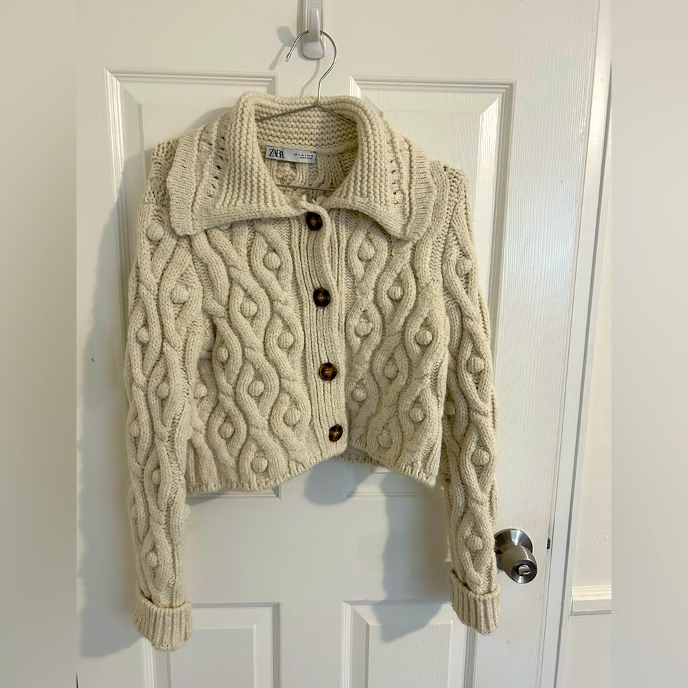 Zara Chunky Knit Cropped Cardigan, Small